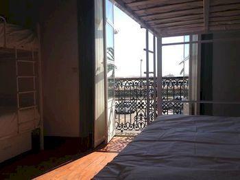 Tag Hostel Лагос Екстериор снимка