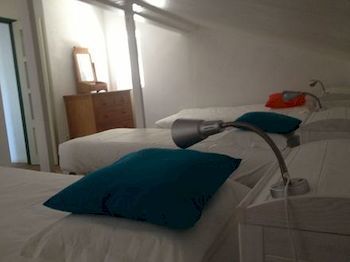 Tag Hostel Лагос Екстериор снимка